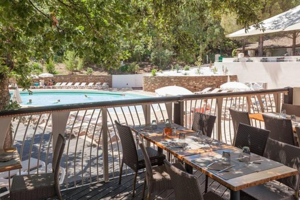 Les Restanques Bougainvillee 2051 Grimaud Dış mekan fotoğraf